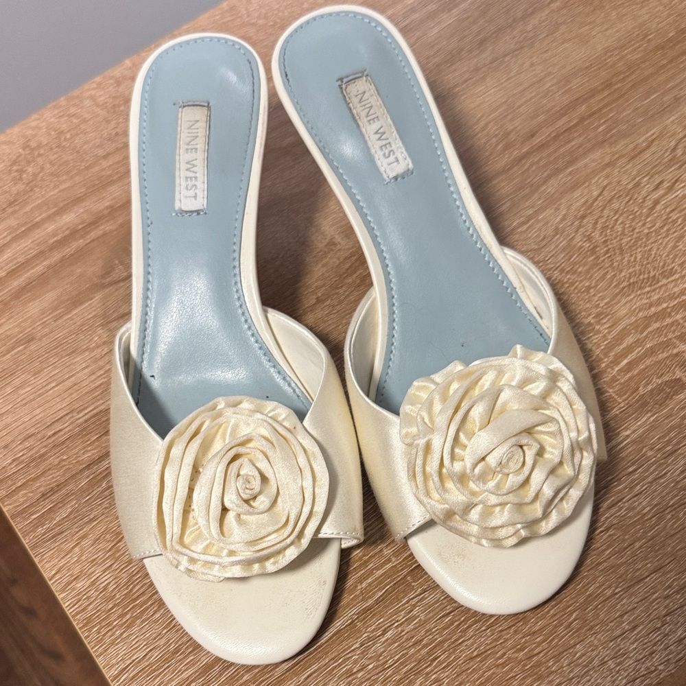 Nine West Cream Rosette Heel